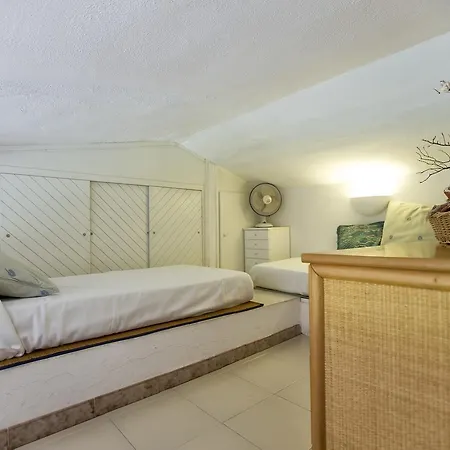Appartamento Lentischi C16 Sea View *